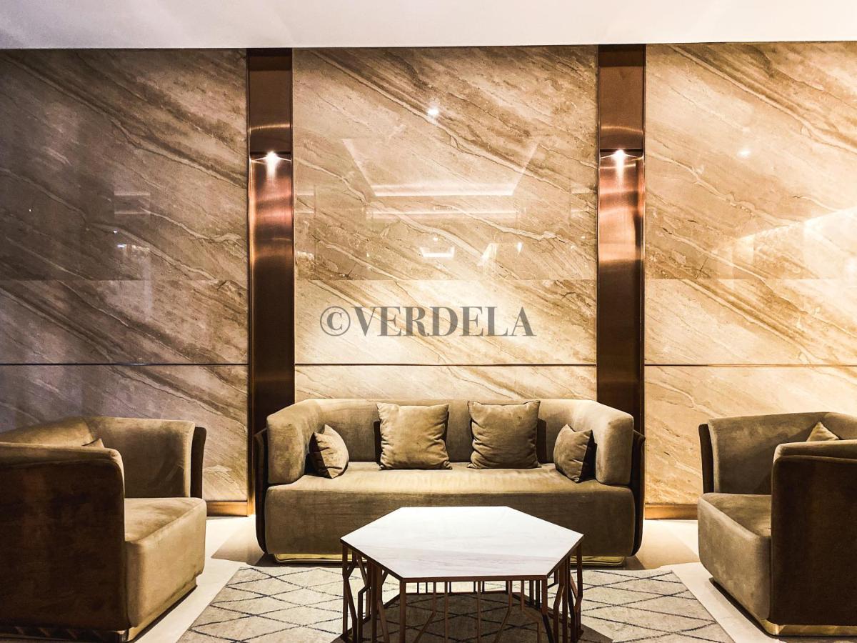 Verdela Pollux Meisterstadt Batam Apartement Exterior foto