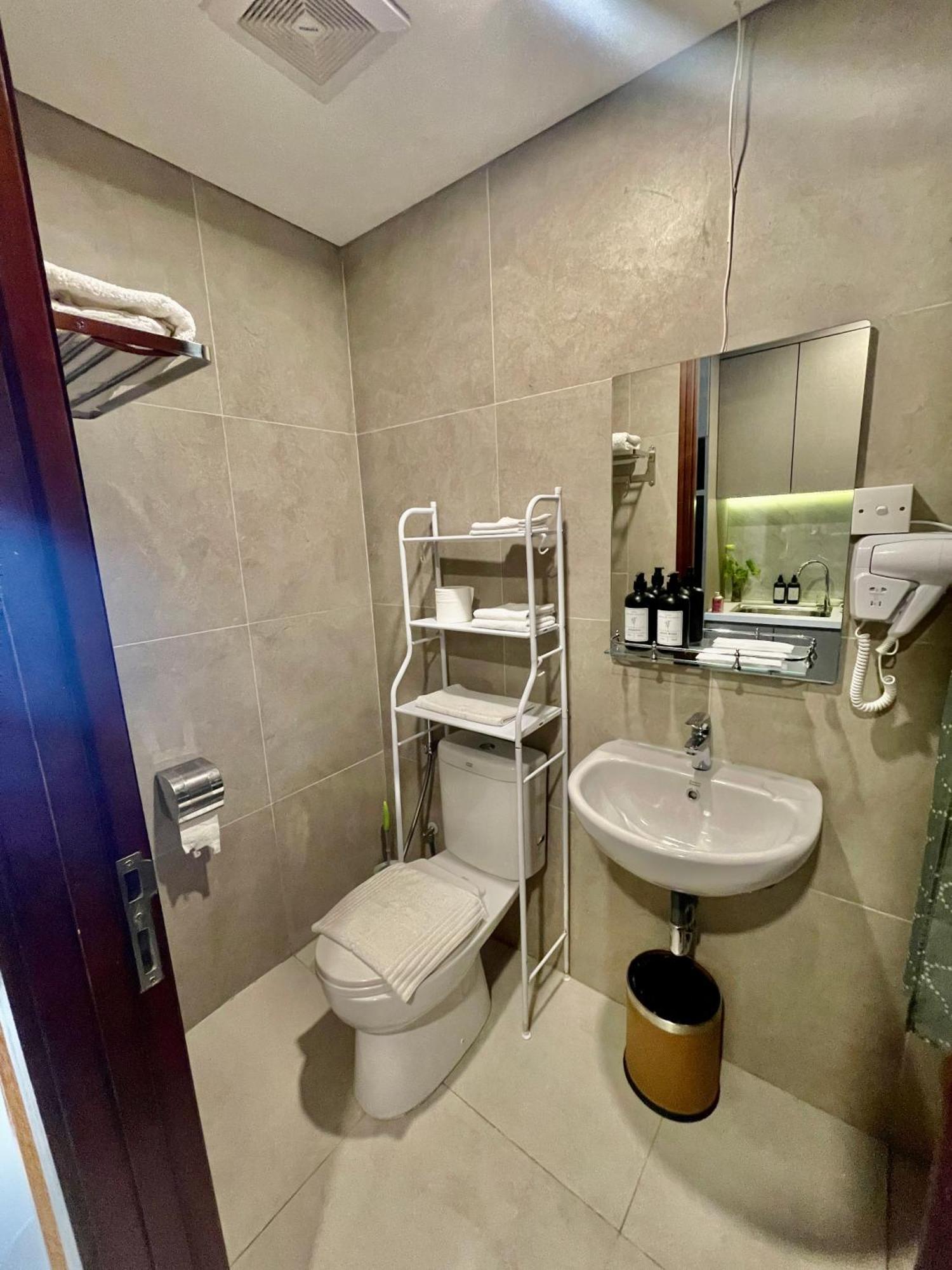 Verdela Pollux Meisterstadt Batam Apartement Exterior foto