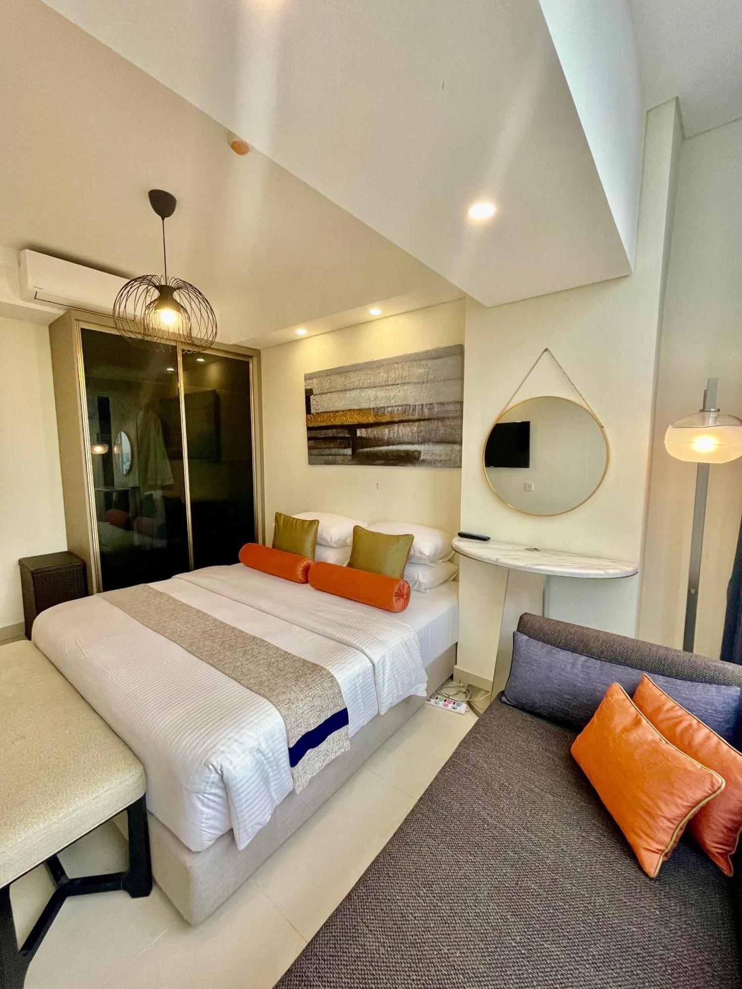 Verdela Pollux Meisterstadt Batam Apartement Exterior foto