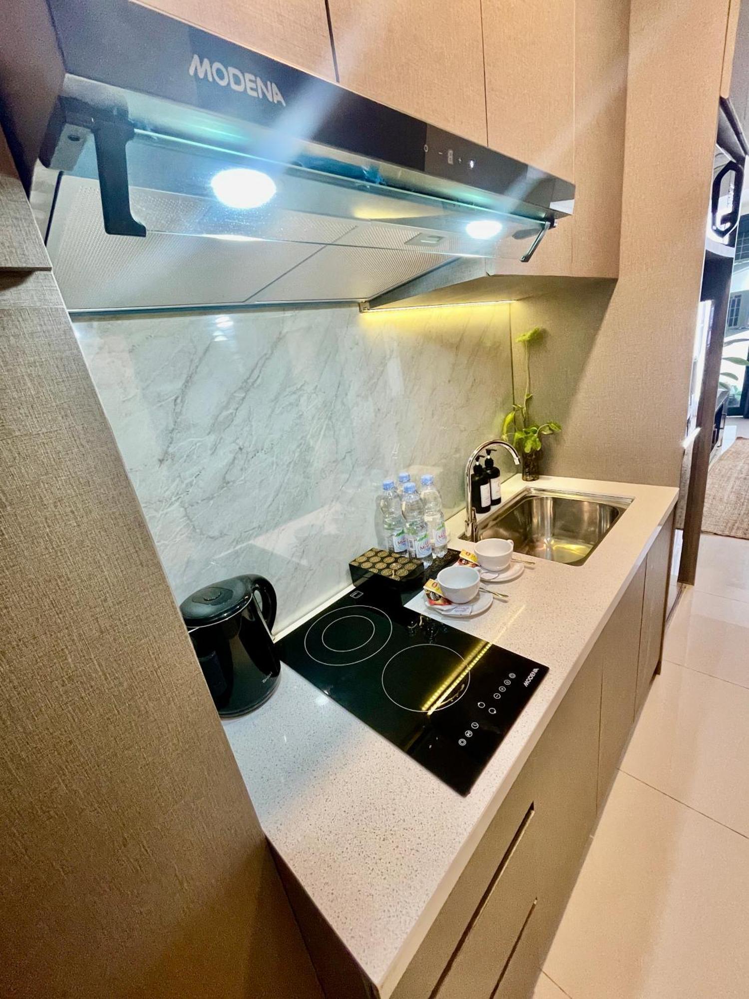 Verdela Pollux Meisterstadt Batam Apartement Exterior foto